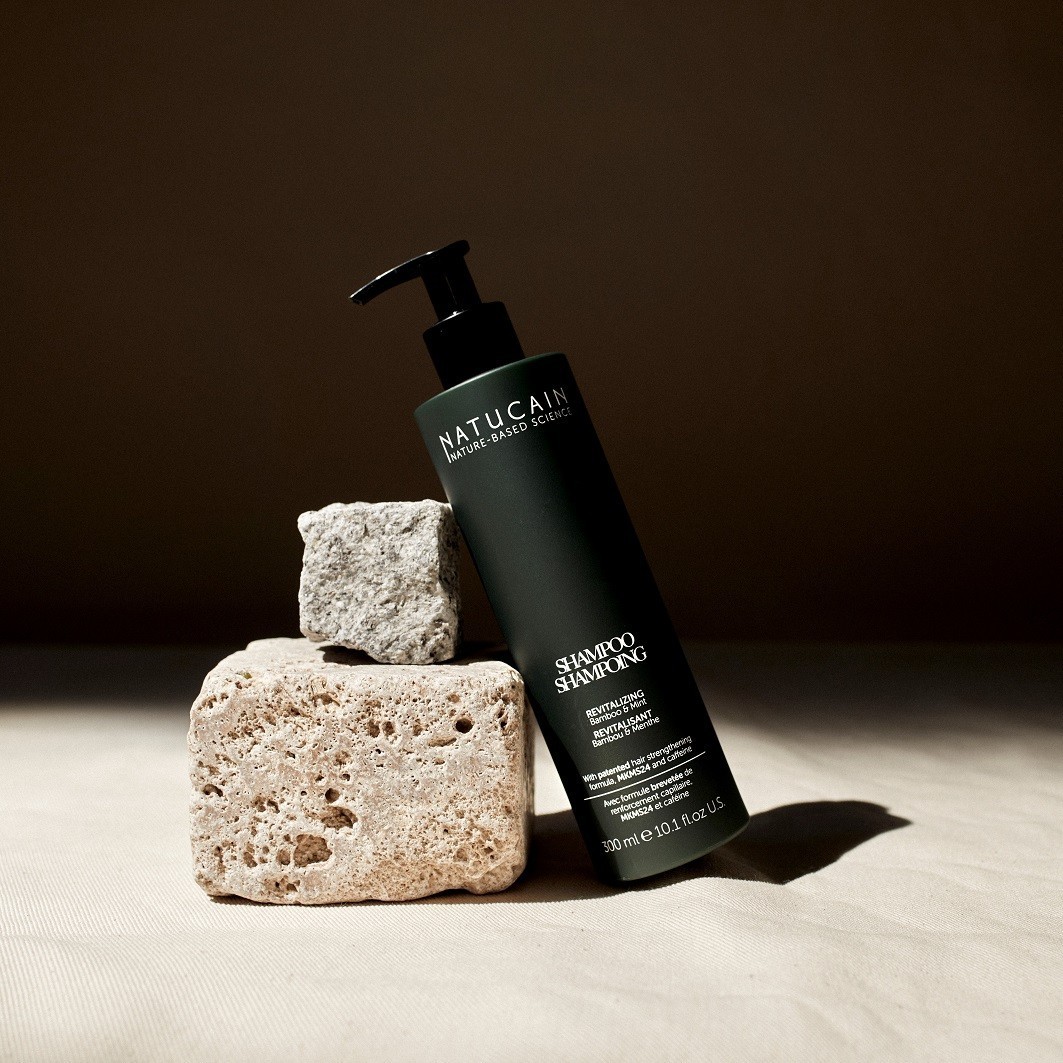Natucain revitalizirajoči šampon za lase - 300 ml