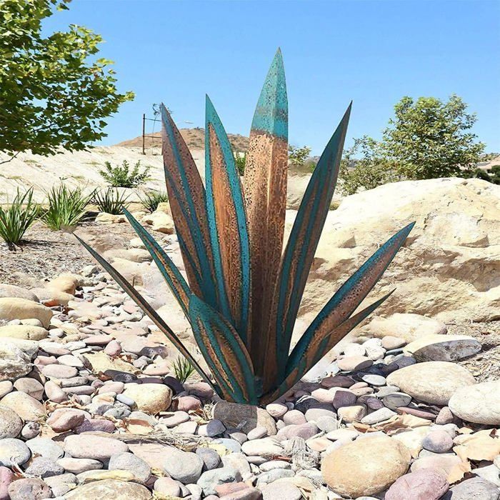 Metal agave sculpture, rustic hand-painted decoration, for indoor/garden use.