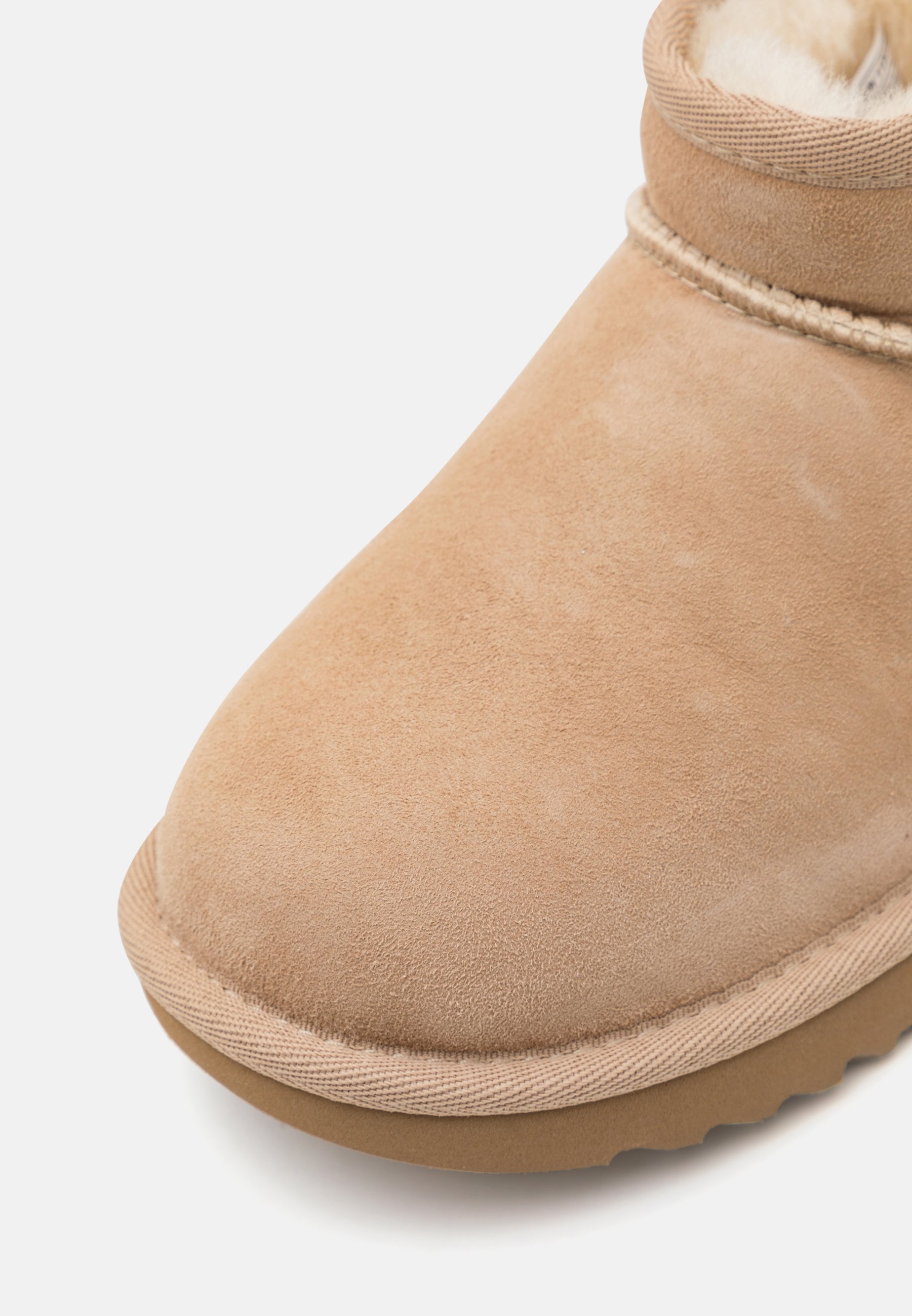 UGG CLASSIC ULTRA MINI UNISEX - Klassieke enkellaarsjes - zand