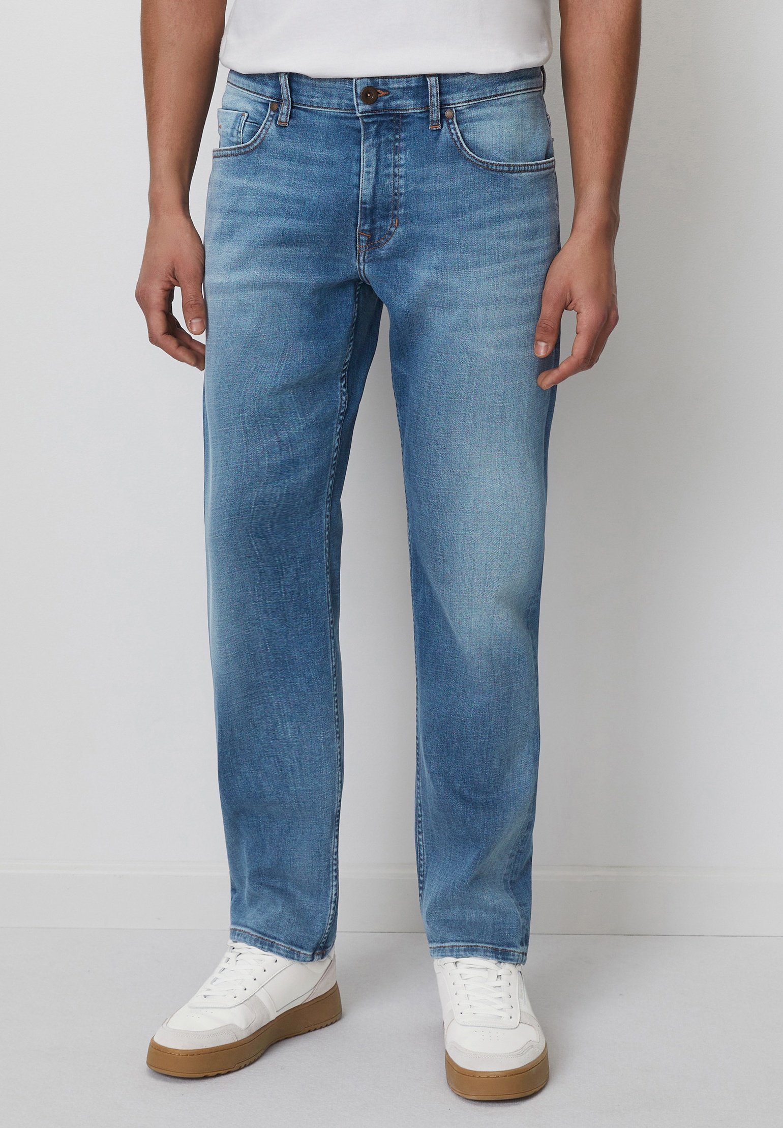 Marc O'Polo Regular Fit Low Waist Jeans mit geradem Bein - authentische Mid-Fit-Jeans
