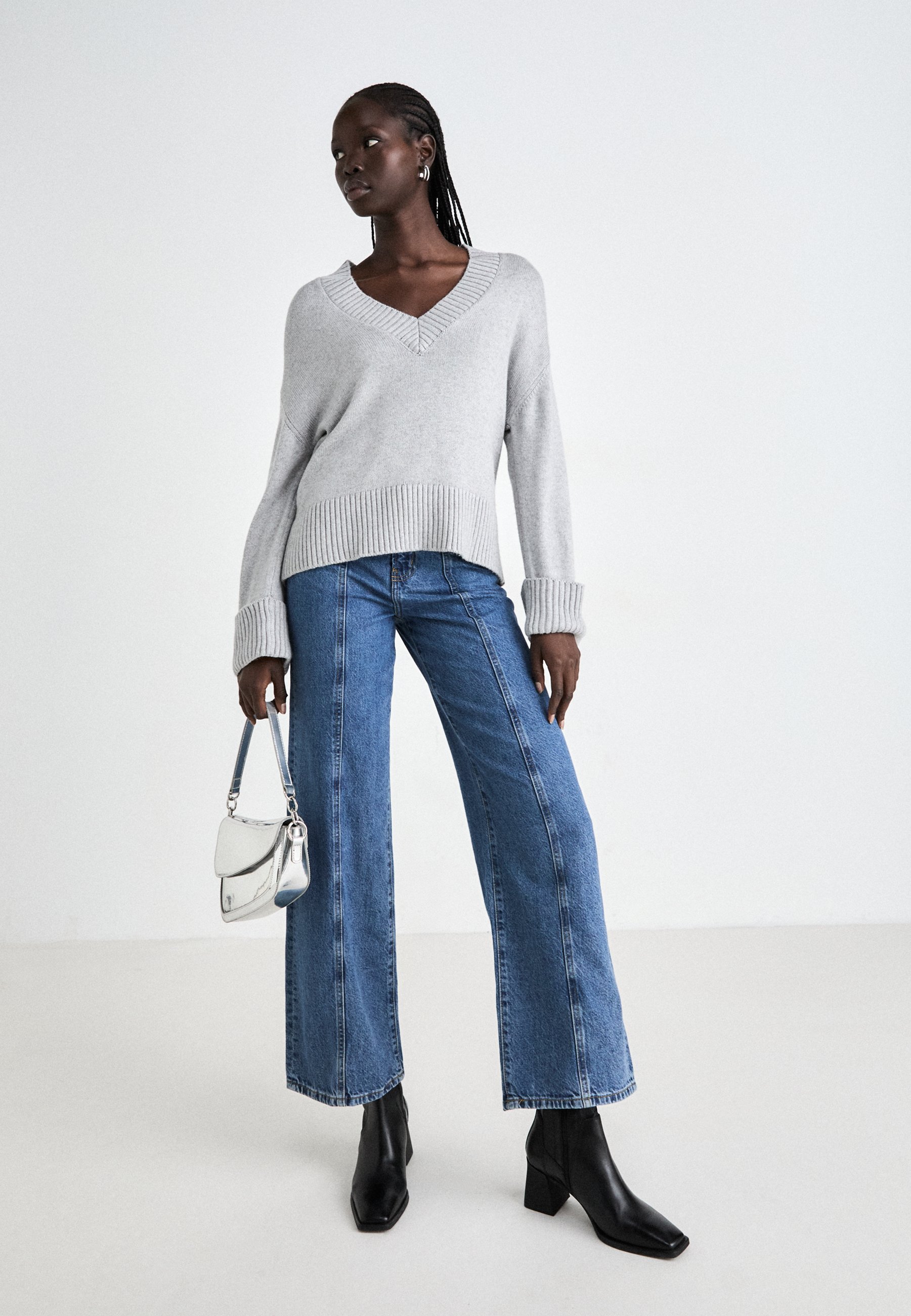 Gina Tricot V NECK - Sweter - jasnoszary melanż
