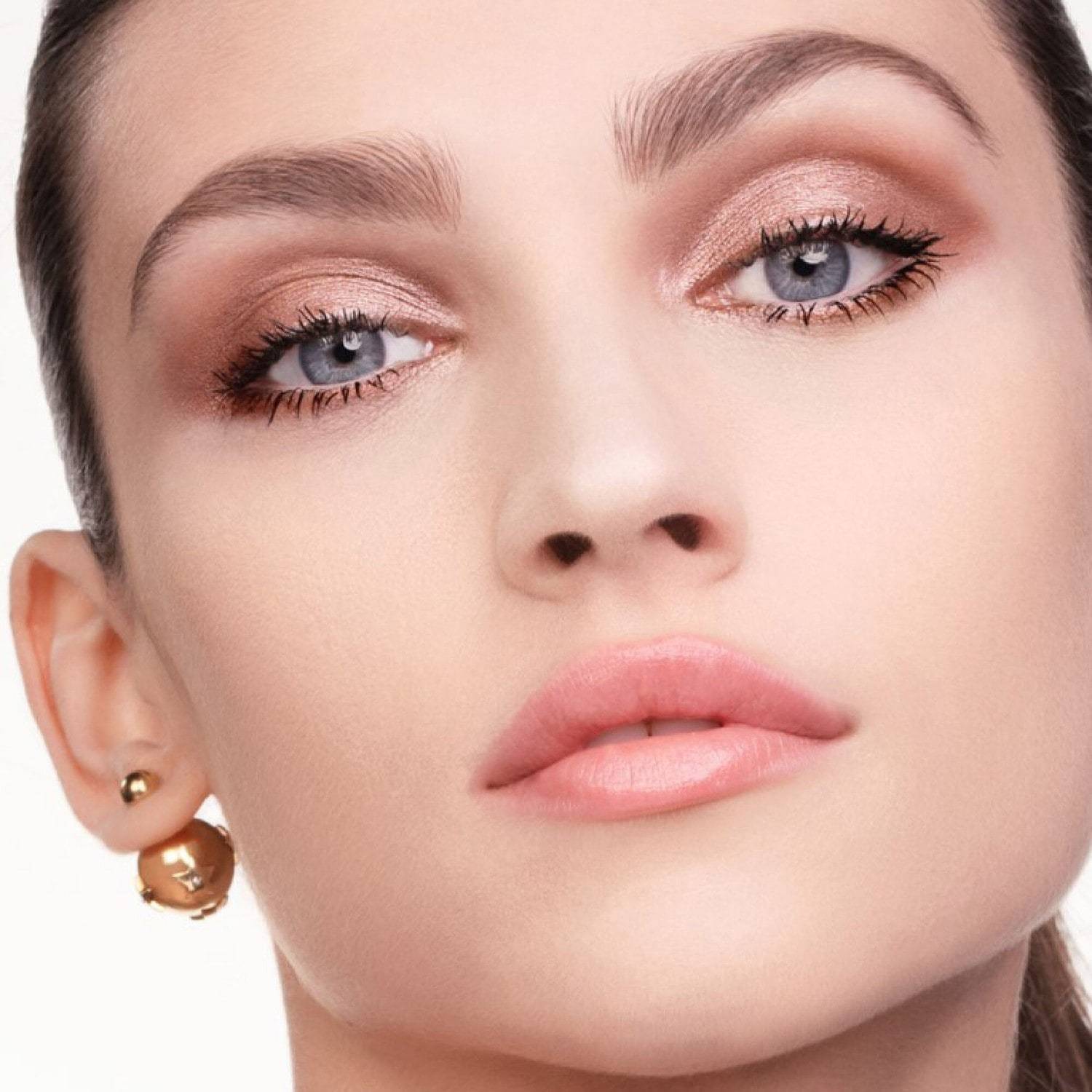 DIOR сенка за очи Diorshow Mono Couleur - 2 г