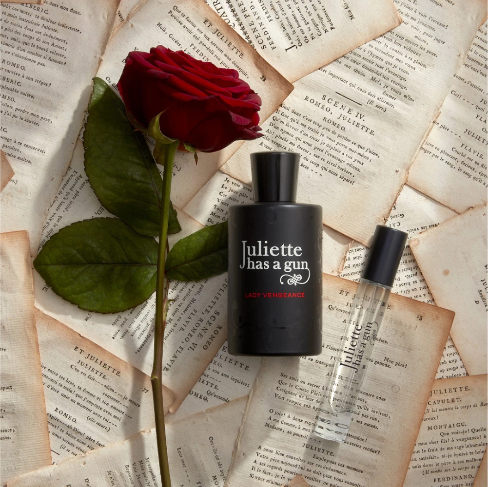 Lady Vengeance EdP 50 ml - Juliette are o armă