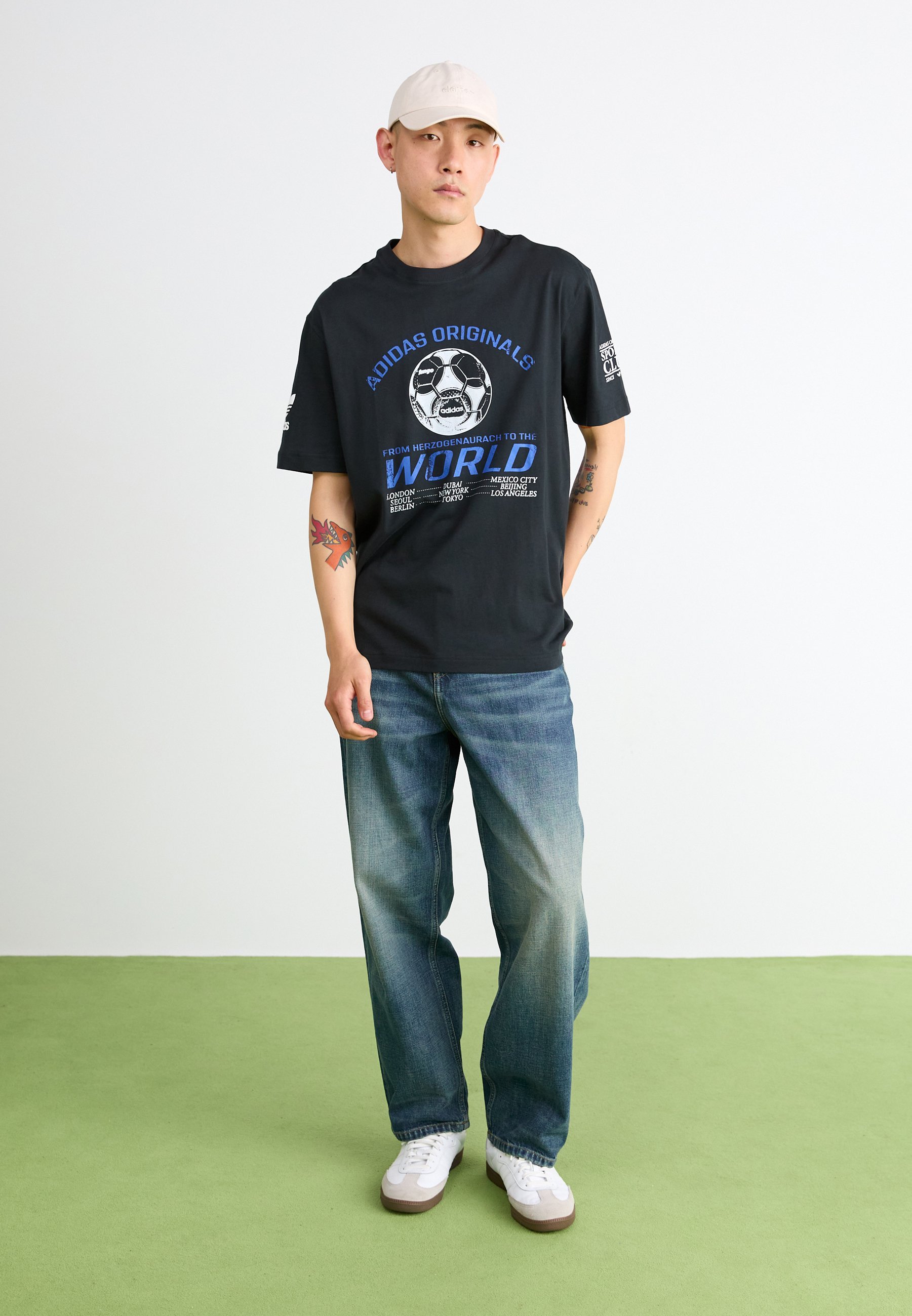 adidas Originals bedruckte T-Shirts