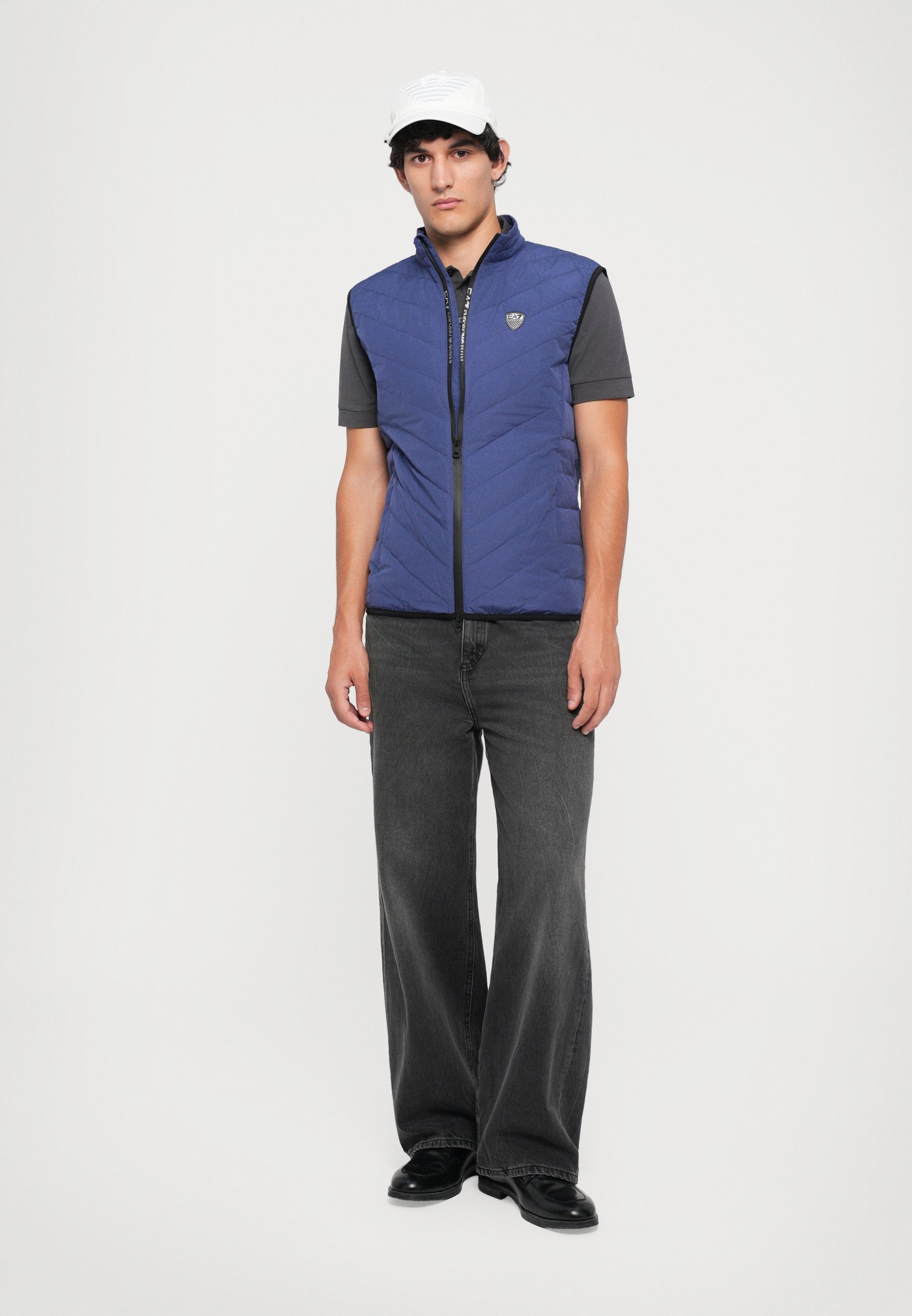 EA7 Emporio Armani TRAIN PREMIUM SHIELD VEST - Vest - sinine