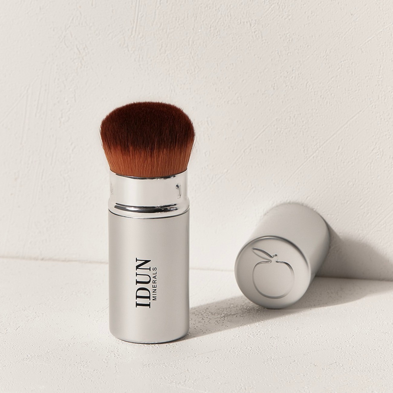 Štetec na púder IDUN Minerals, zasúvací štetec Kabuki – 1 kus