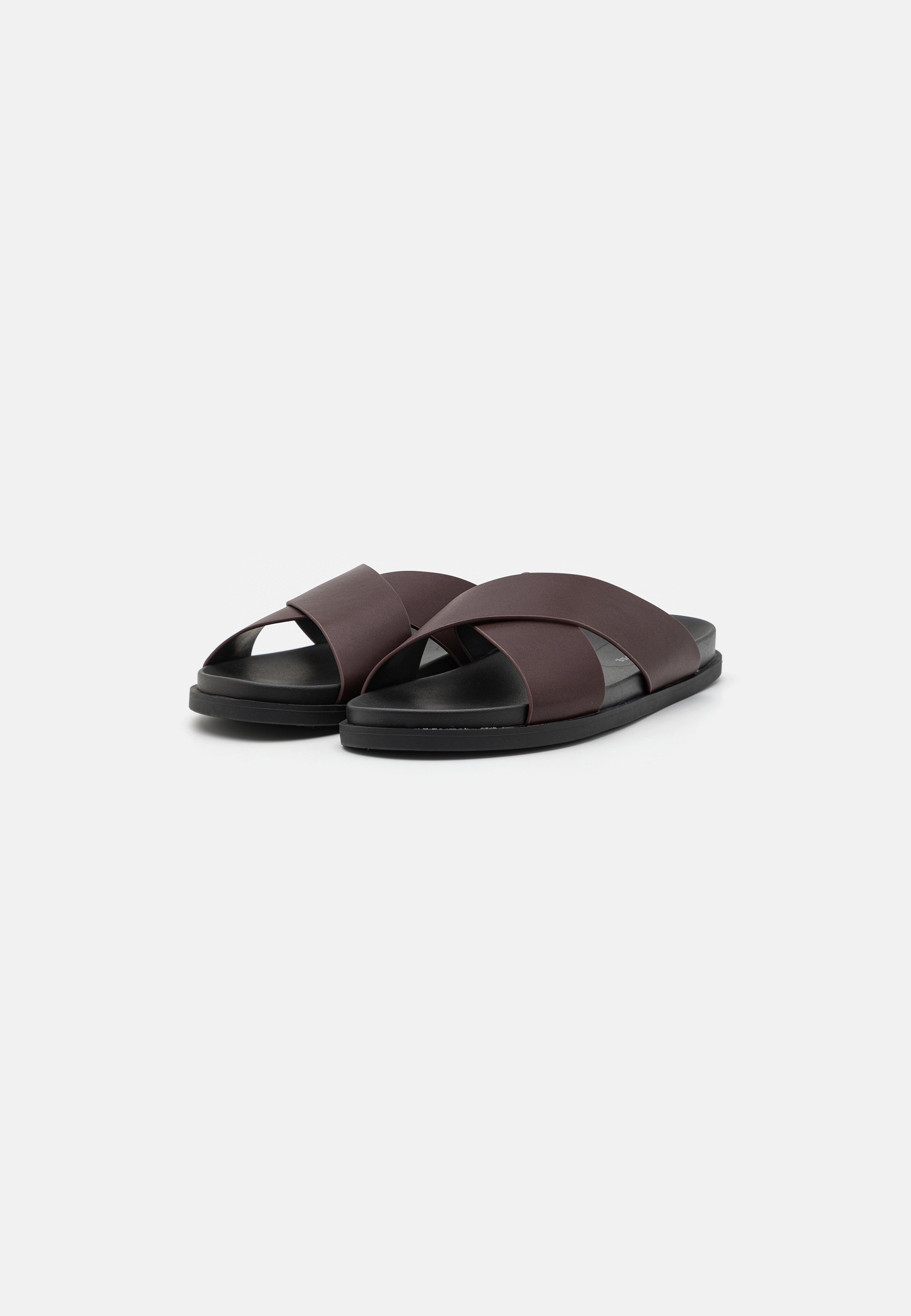 Pantoufles Pier One - marron