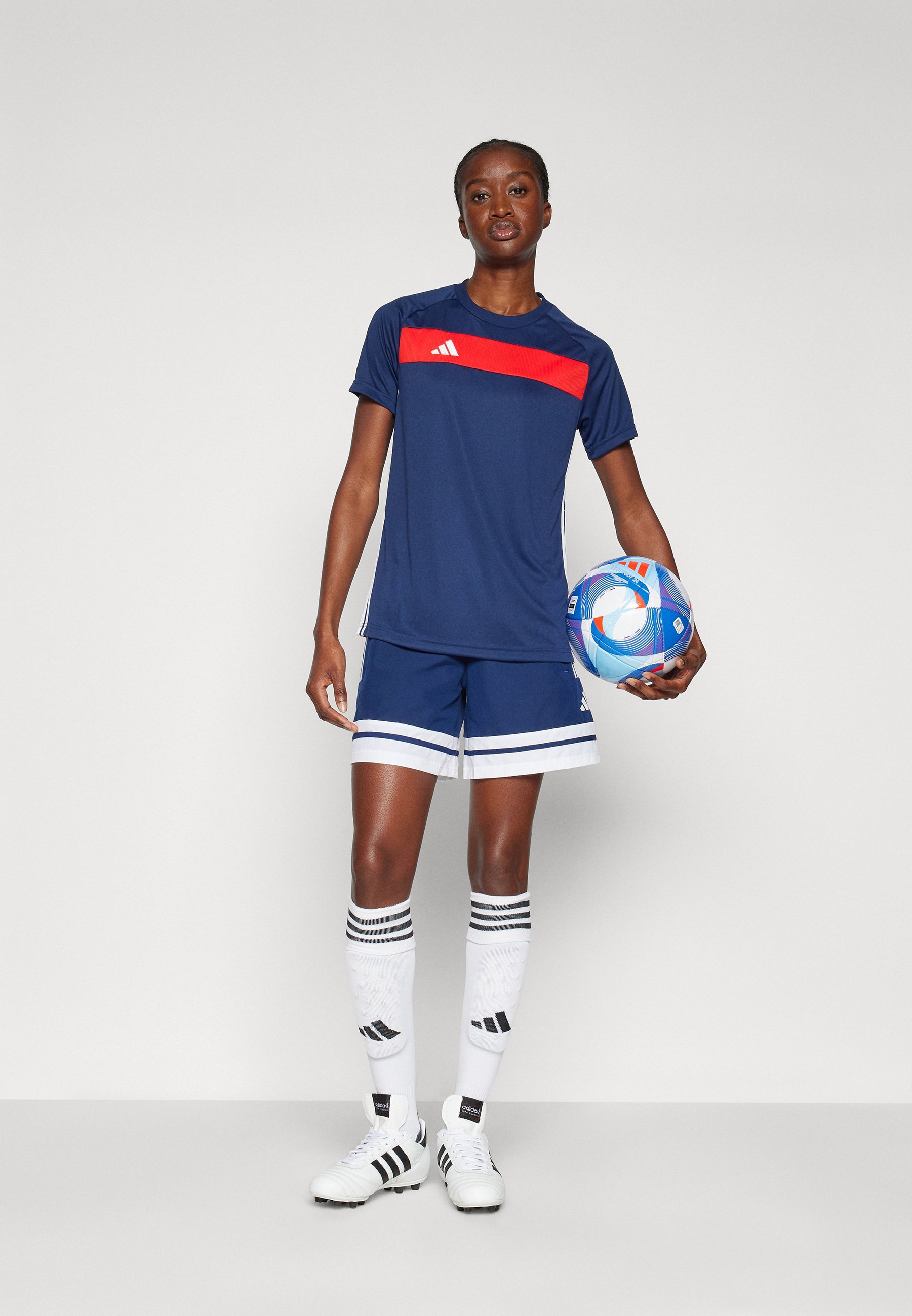 adidas Performance SQUADRA25 DOWNTIME SHORT - Sportshorts - Team Marineblau/Weiß