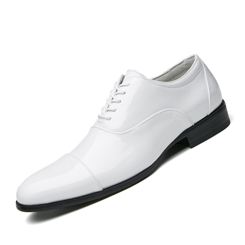 Sapatos Oxford masculinos de couro envernizado branco, tamanho grande 37-52, com três articulações, para ocasiões formais e casuais. Confortáveis e respiráveis.