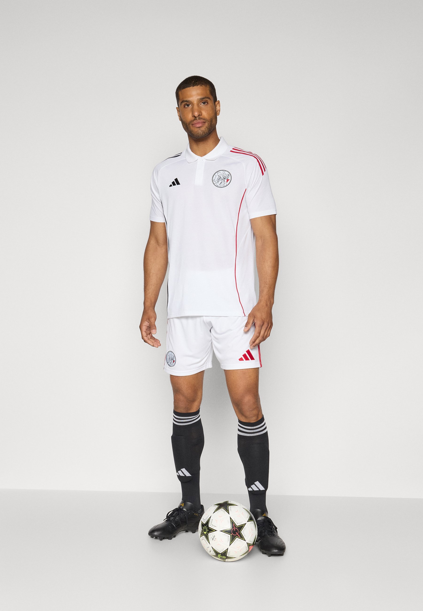 adidas Performance AJAX AMSTERDAM 25/26 COMPETITION POLO - Poloshirt - wit/zwart/felrood