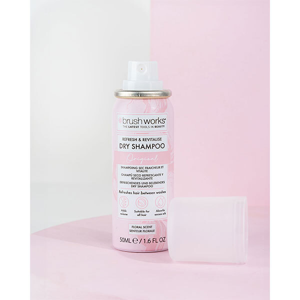 Șampon uscat Brushworks Refresh & Revitalise Floral - 50ml