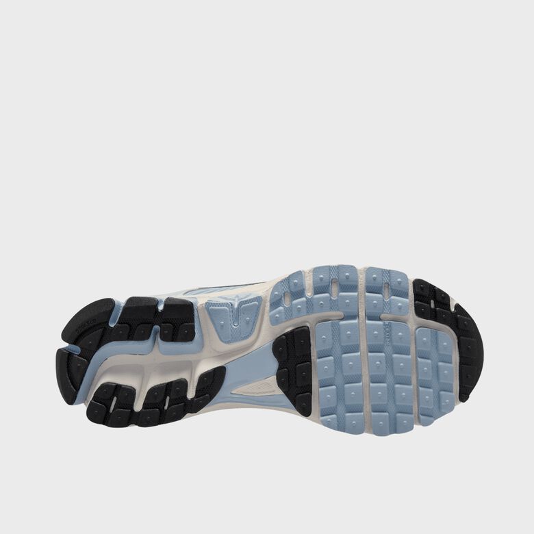 WMNS Zoom Vomero 5