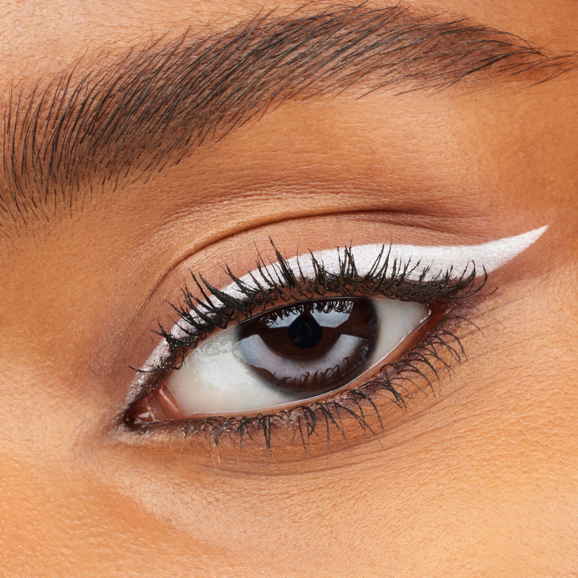 Kajal Pencil Eyeliner Očné linky a ceruzky na oči