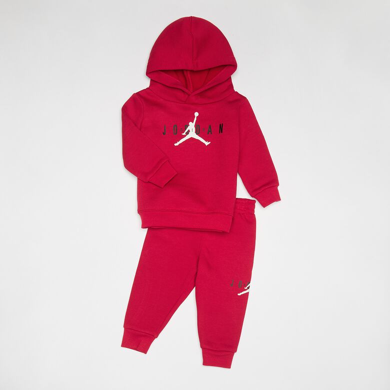 Conjunto de sudadera con capucha sostenible