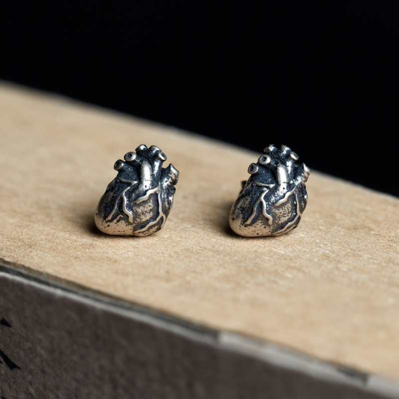 Pendientes MKENDN New Punk Retro de plata de ley 925 auténtica con forma de corazón humano anatómico. Joyería con personalidad. Regalo ideal para Halloween.