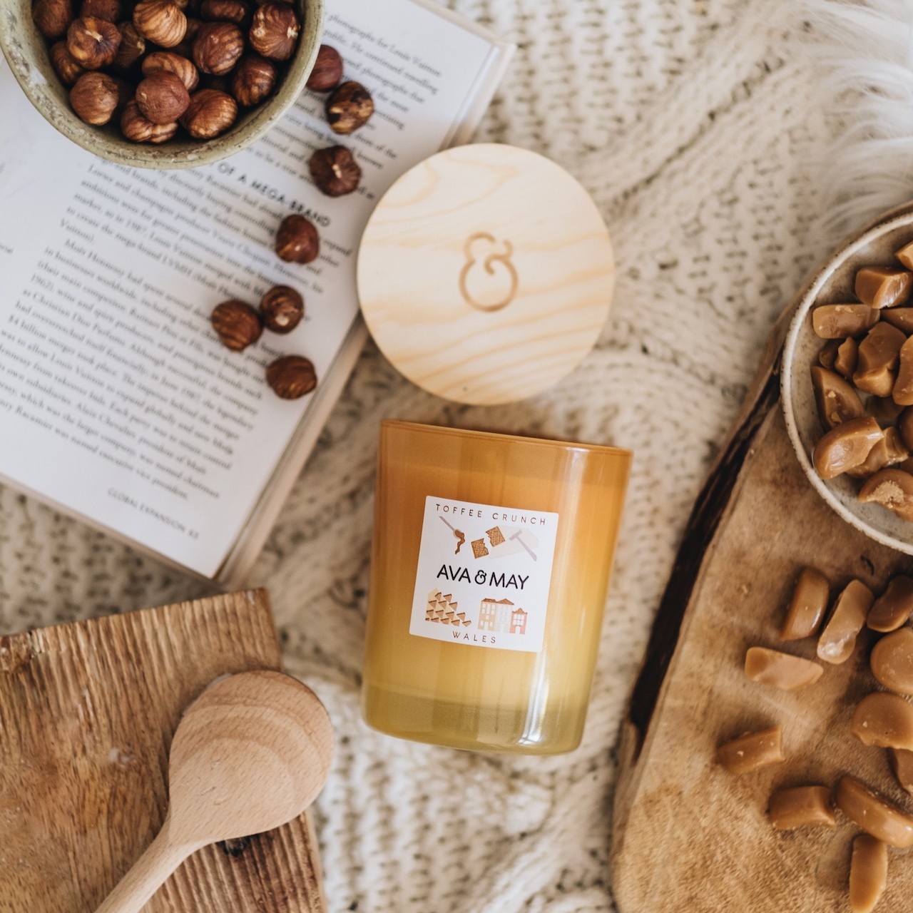 AVA & MAY Bougie parfumée Toffee Crunch