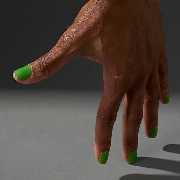 CND Vinylux