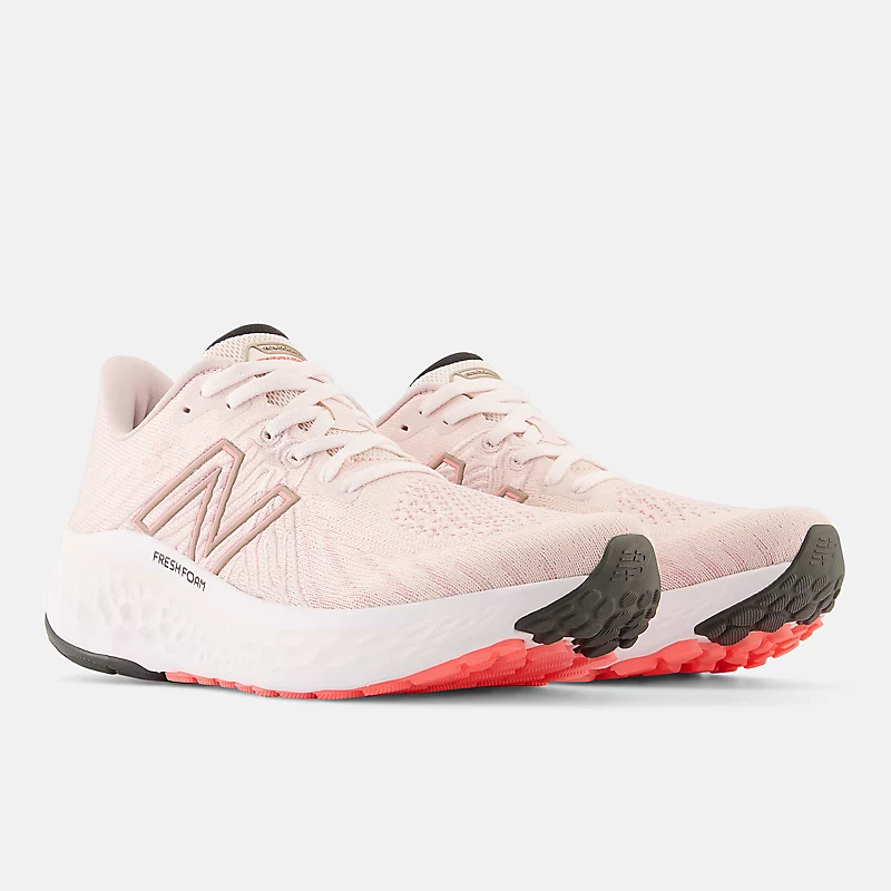 Fresh Foam X Vongo v5 voor dames – Washed Pink met grapefruit en steenroze