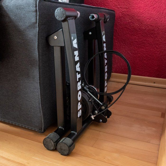 SPORTANA® Home Trainer vélo Max. 150kg entraîneur vélo Noir Pliable Acier 26'/28' Support 6 Niveaux de résistance Frein