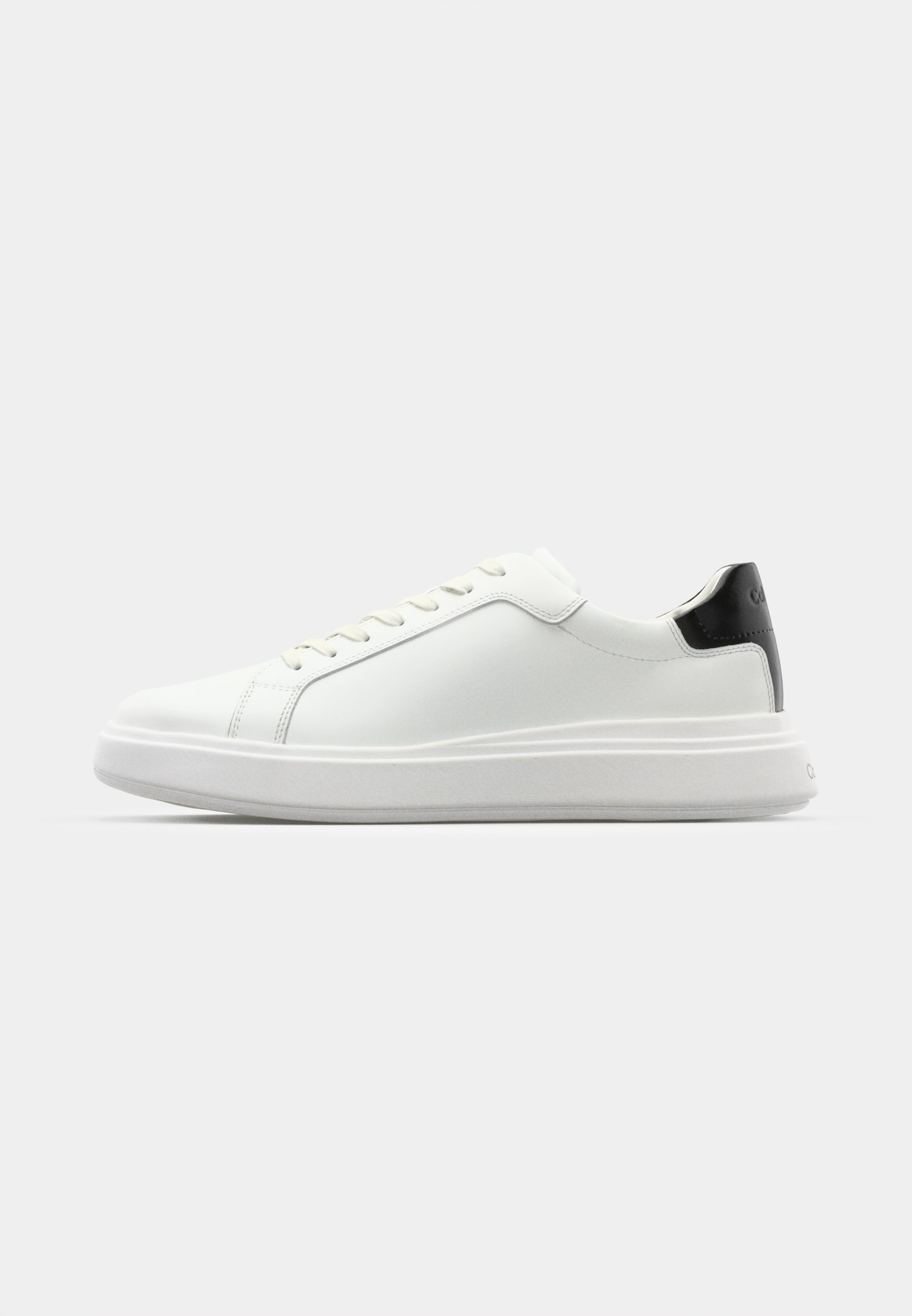 Calvin Klein LACE UP - Trampki - biały/czarny