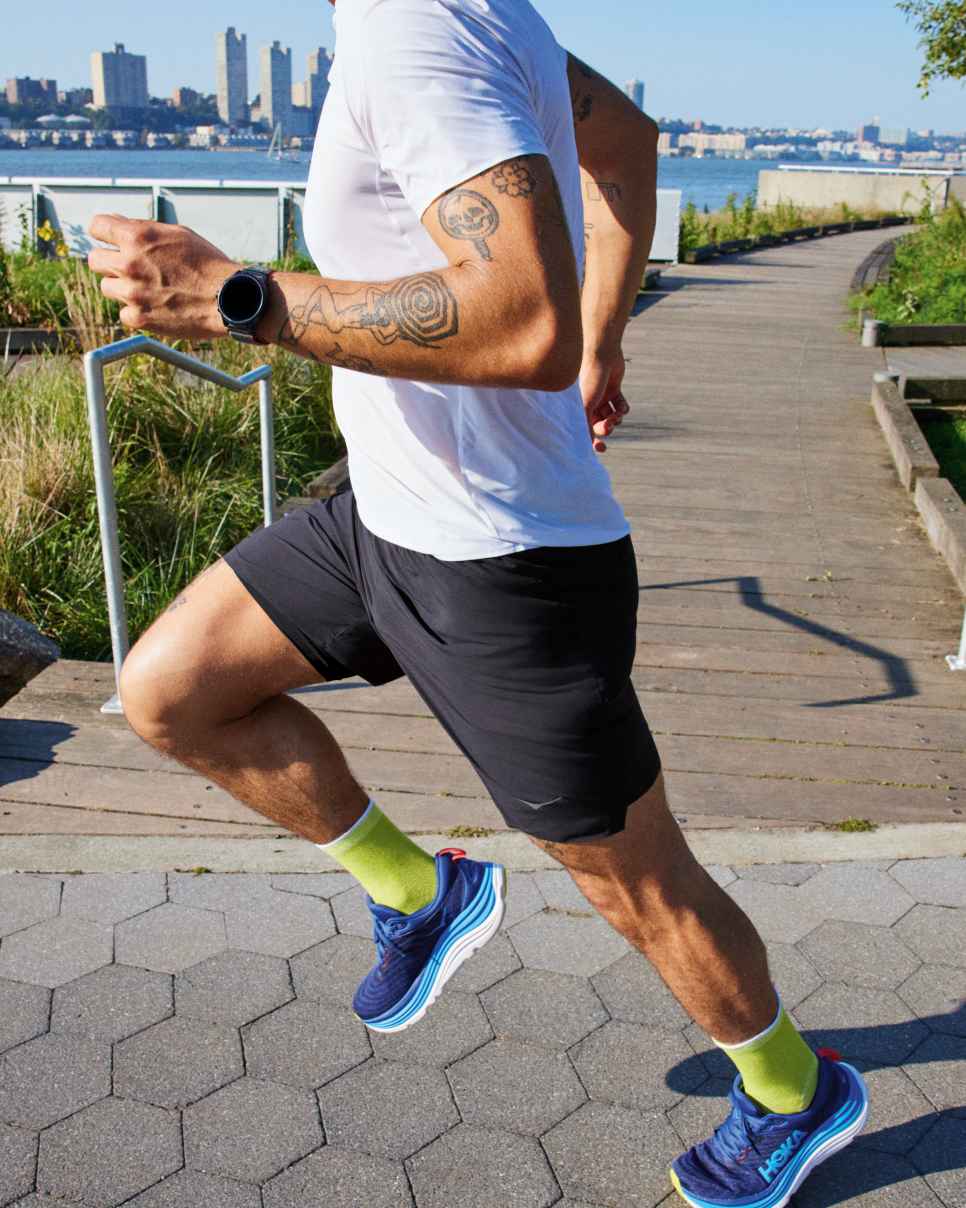 HOKA Glide 7-tommers Short 2-in-1 Zwart