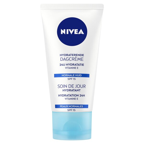 NIVEA Kosteuttava päivävoide SPF15:llä<br>50ml - Normaali iho