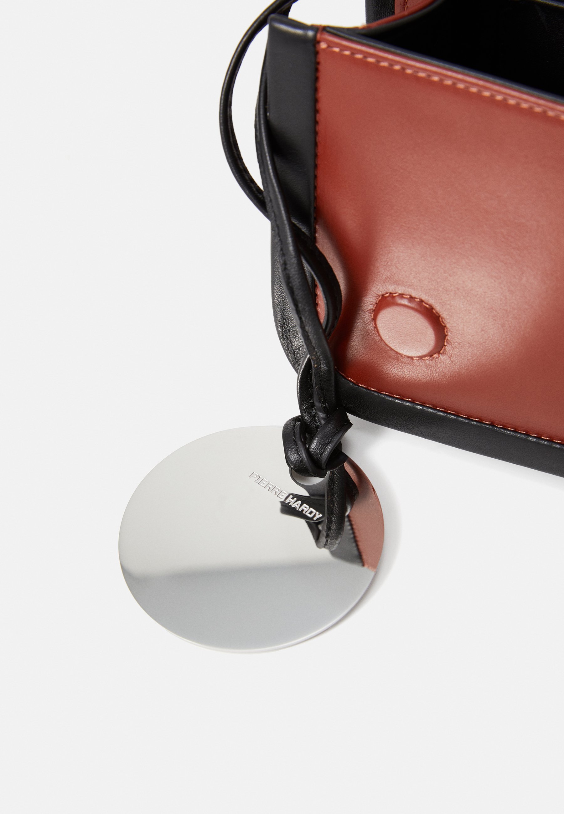 Bolsa transversal Pierre Hardy ALPHA - ferrugem/preta