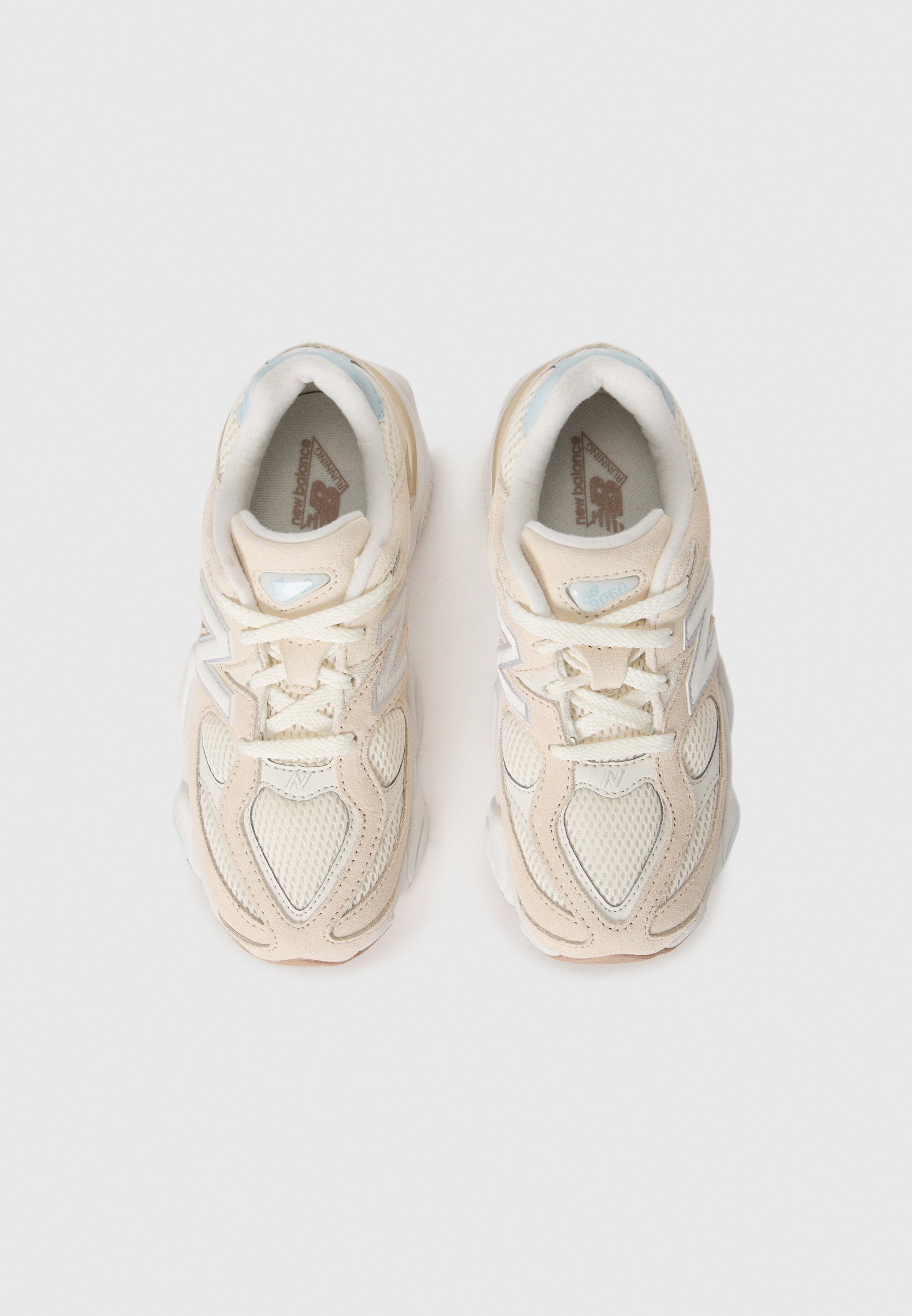 New Balance 9060 - Sneaker - Meersalz