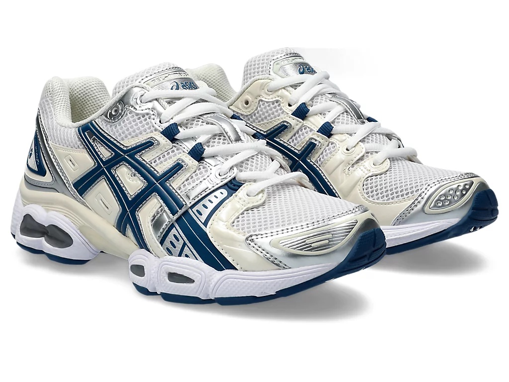 GEL-NIMBUS 9 - White/Light Indigo