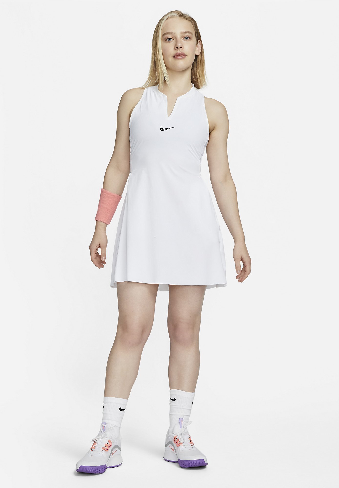 Robe de sport Nike Performance - blanche/noire