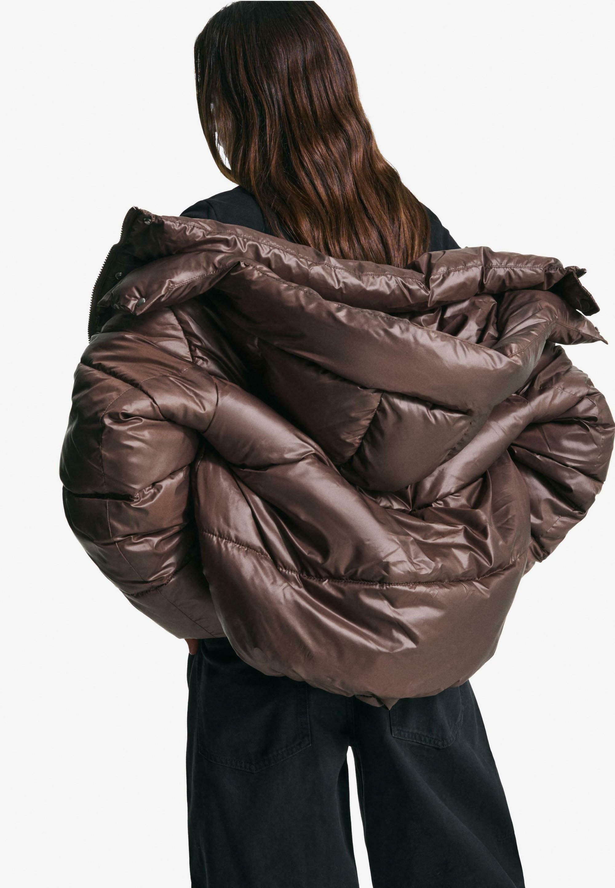 Bershka winterjas - bruin