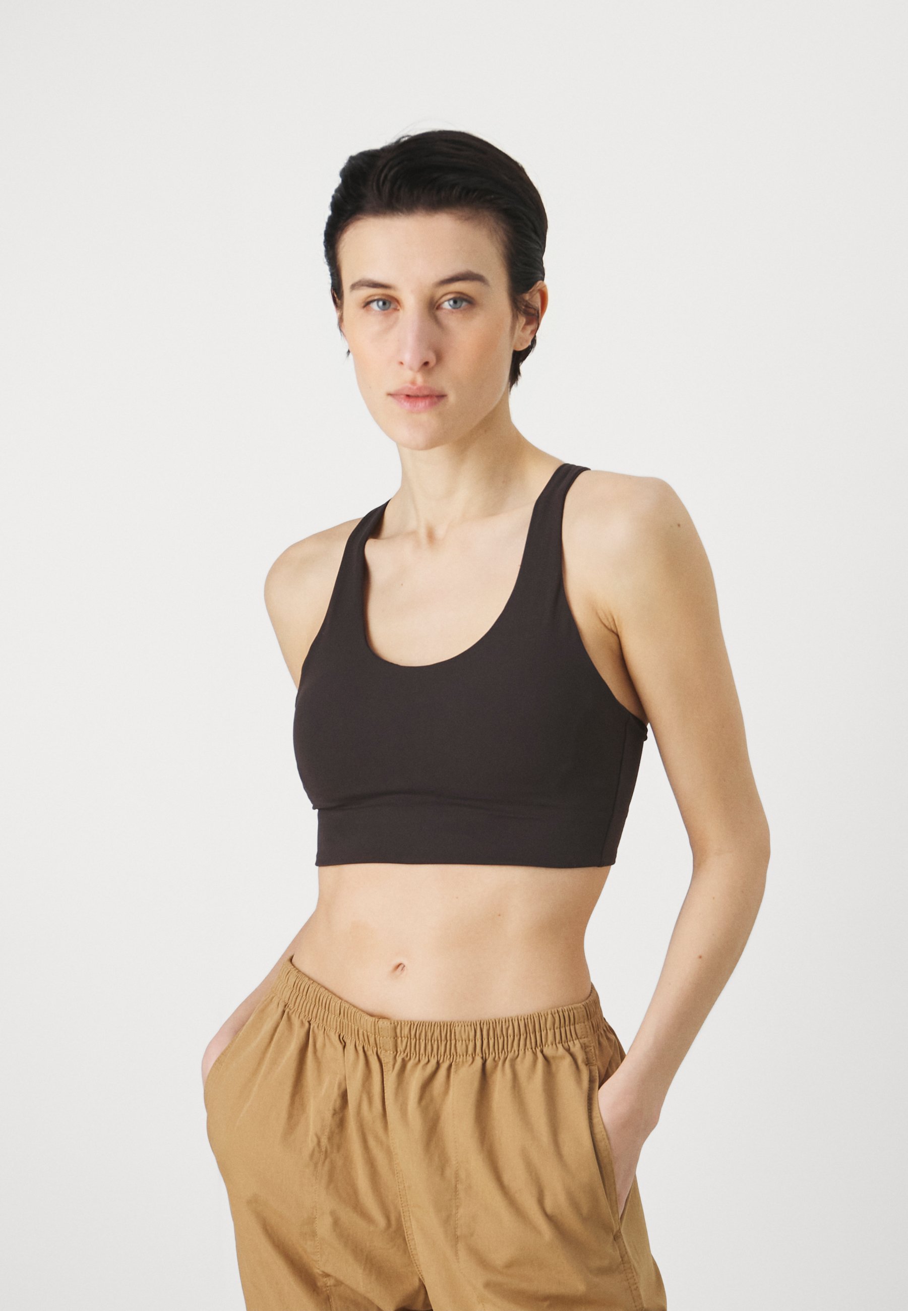 Patagonia MAIPO MID IMPACT BRA - Sportbeha met lichte ondersteuning - zwart