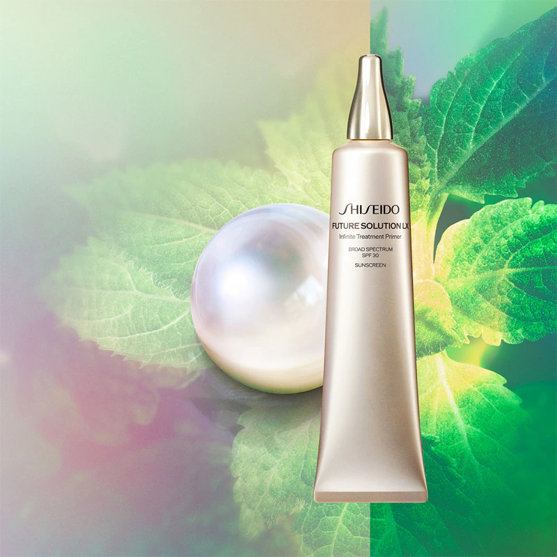 Shiseido Future Solution LX Base Iluminadora e Suavizante FPS 30