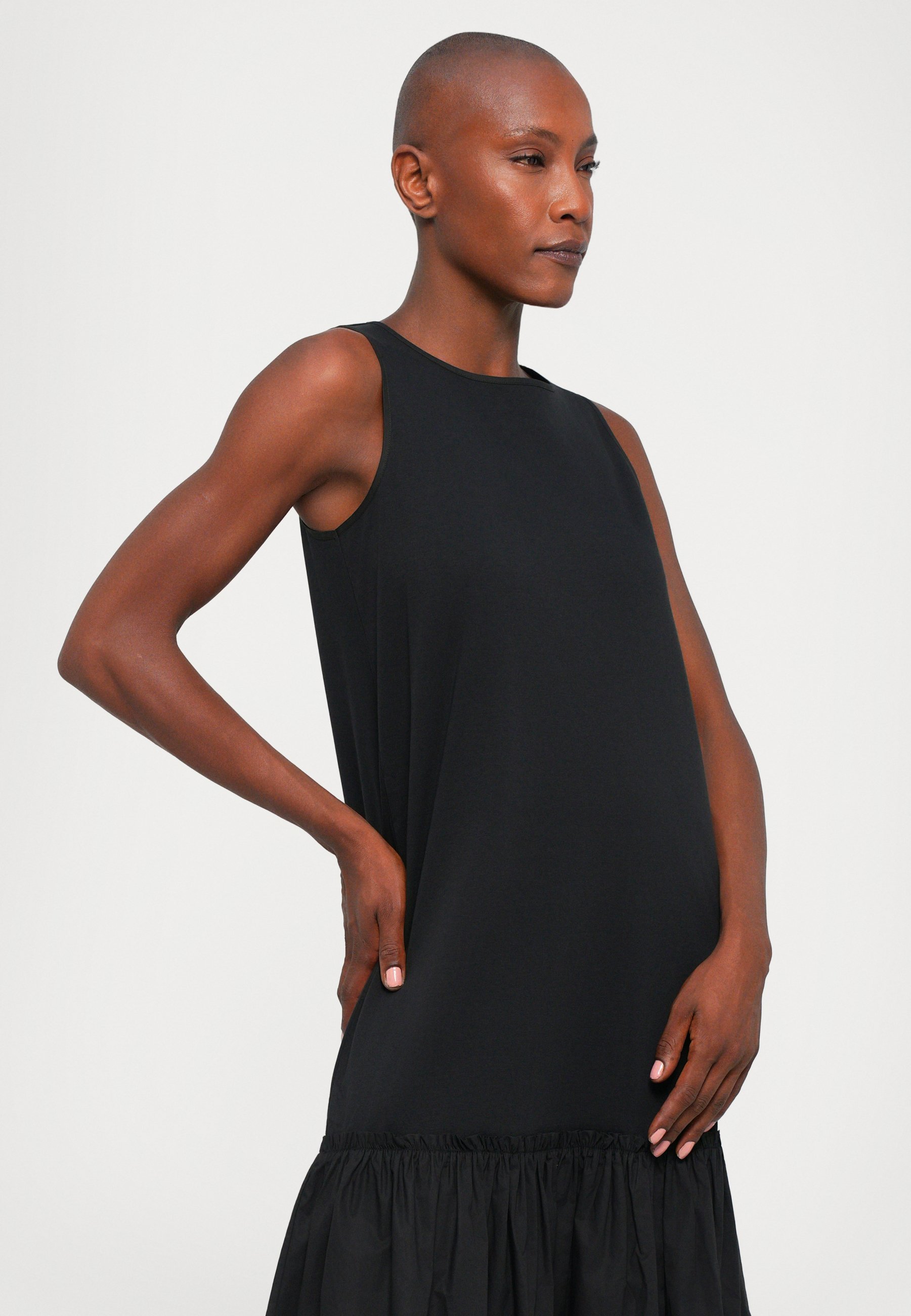 WEEKEND MaxMara OSMIO - Robe en jersey - nero