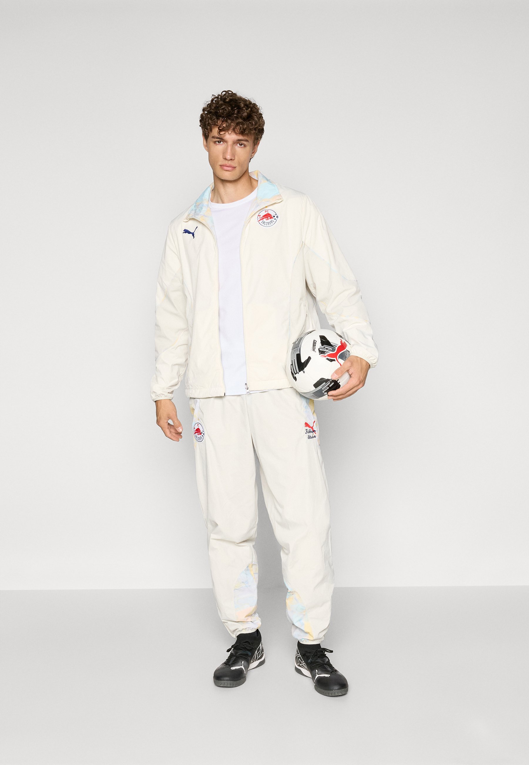 Pantaloni da viaggio Puma KIDSUPER RBS - Abbigliamento da club - blu elettrico/avorio satinato
