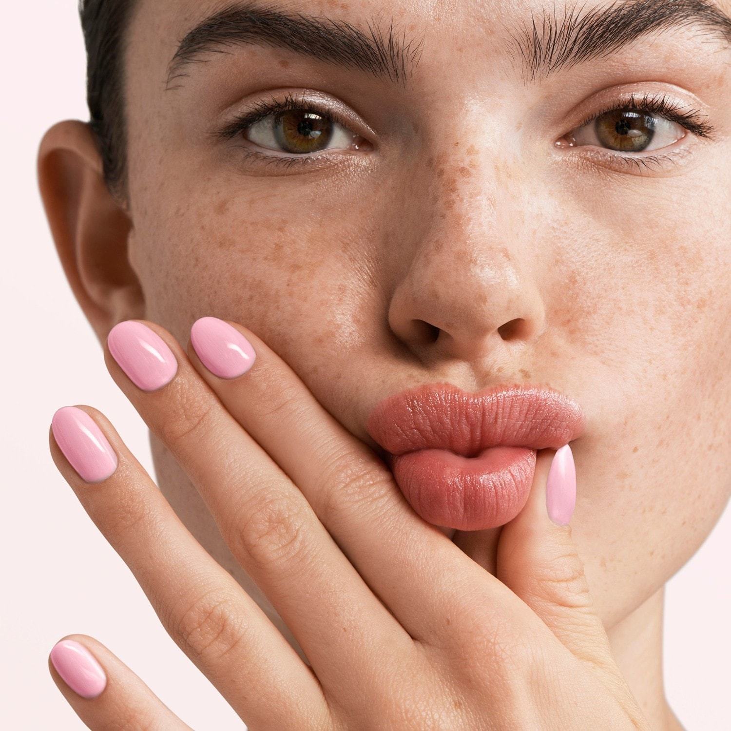 Pink Gellac UV Nail Polish Gelinis nagų lakas - 15ml