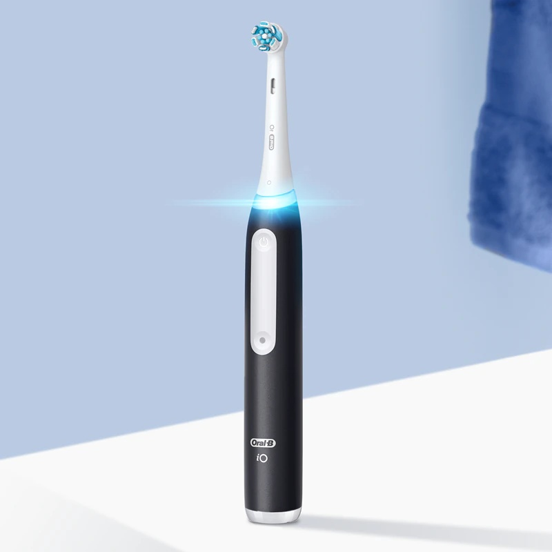 Električna zobna ščetka Oral-B iO3