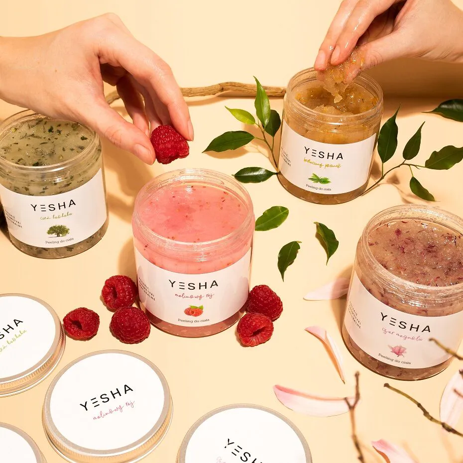 Yesha Peeling do ciała Czar Magnolii