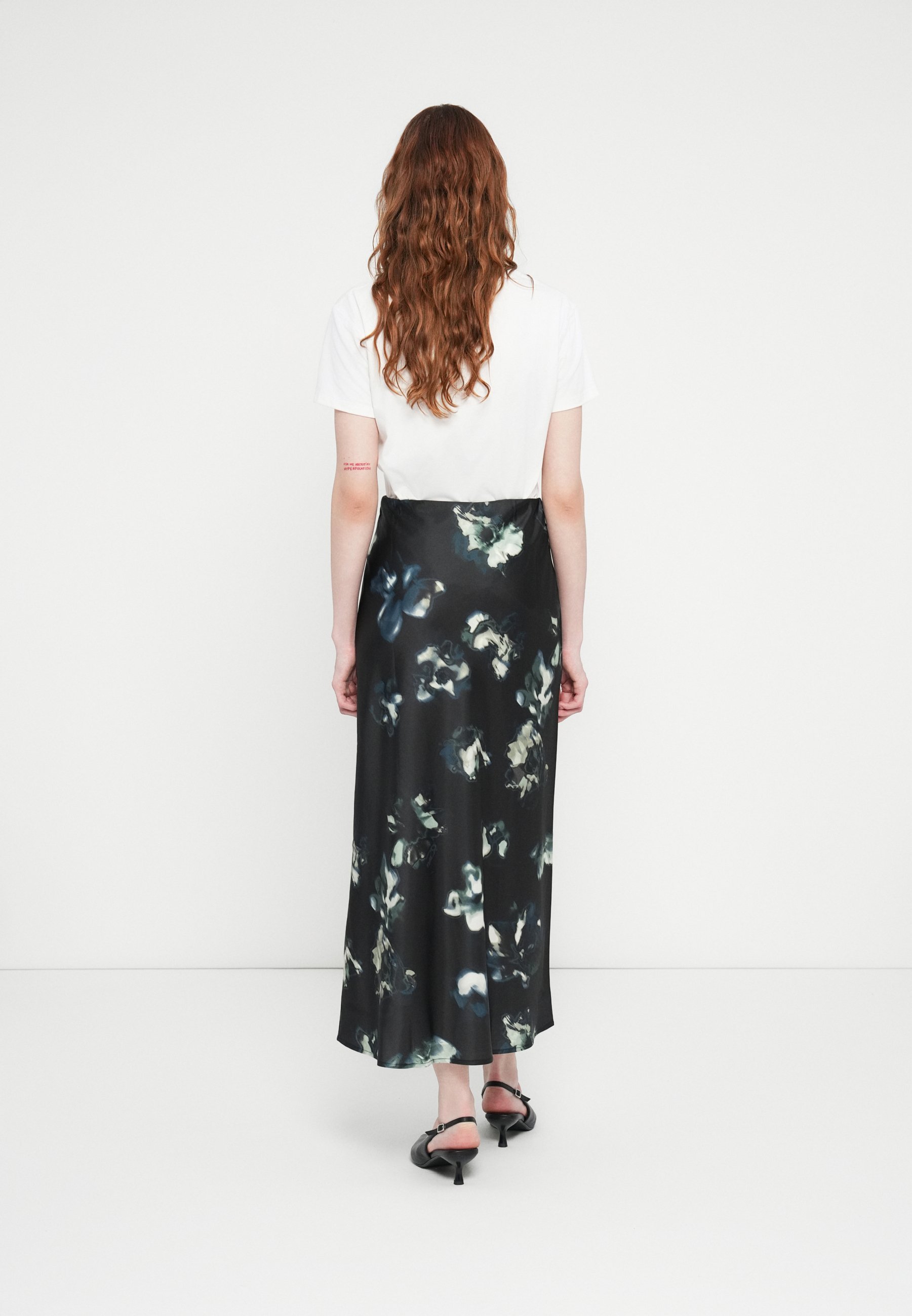 YAS YASPELLA - Maxi rok - zwart