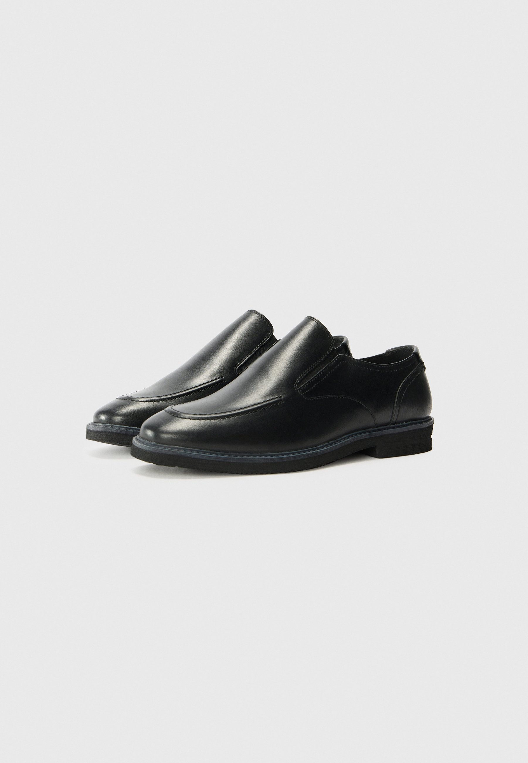 Pier One Slip-ons – schwarz