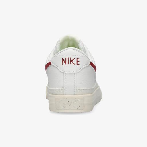  Nike Court Legacy