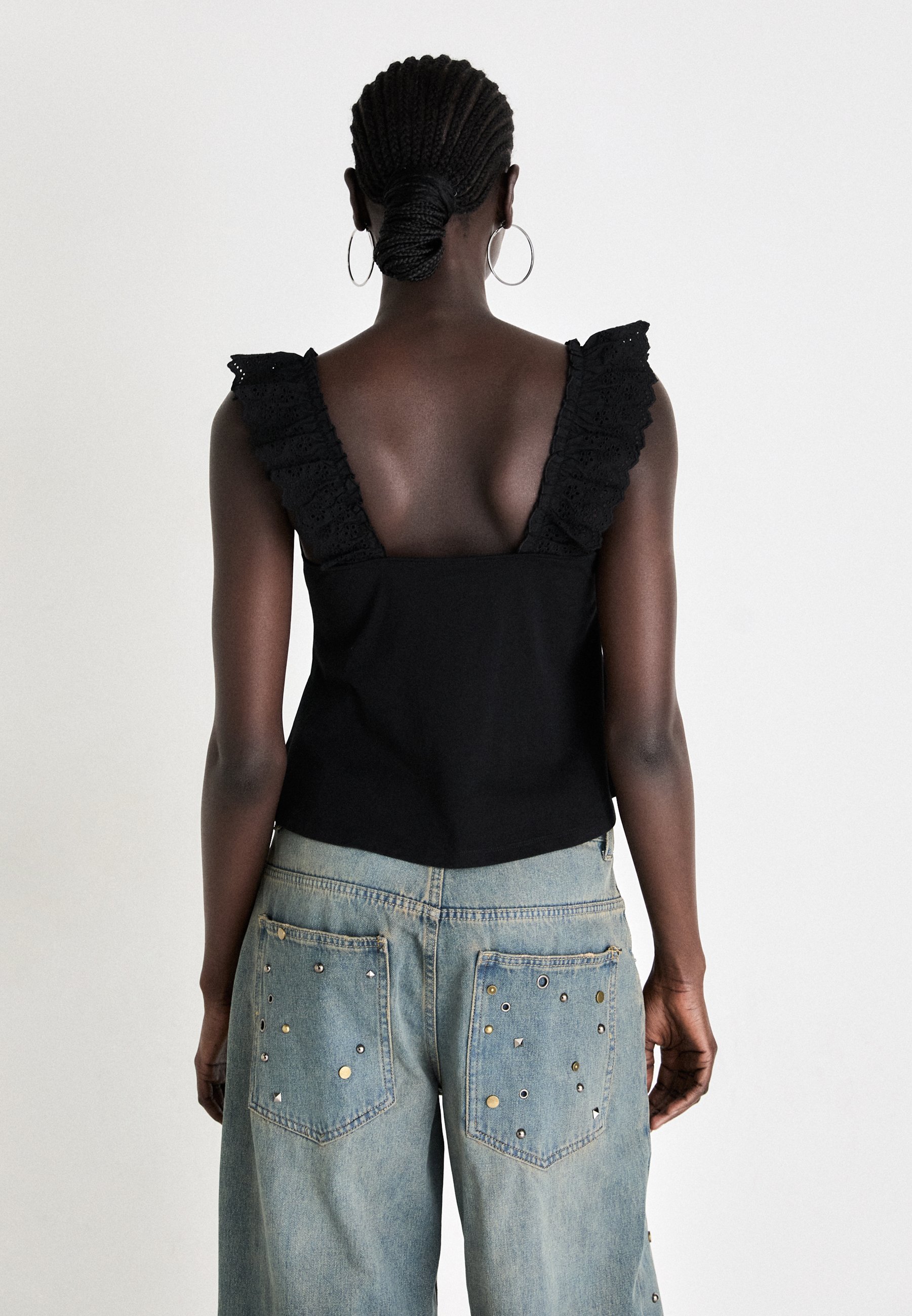 Gina Tricot BRODERIE ANGLAISE SINGLET - Print T-shirt - black