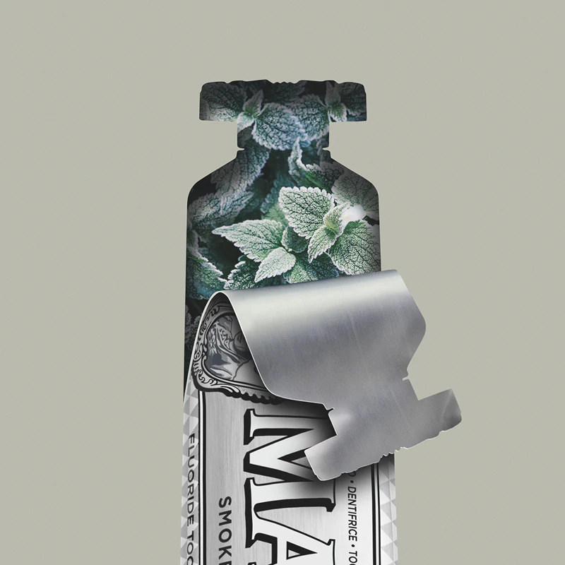 Marvis Whitening Smokers Mint bieliaca zubná pasta pre fajčiarov