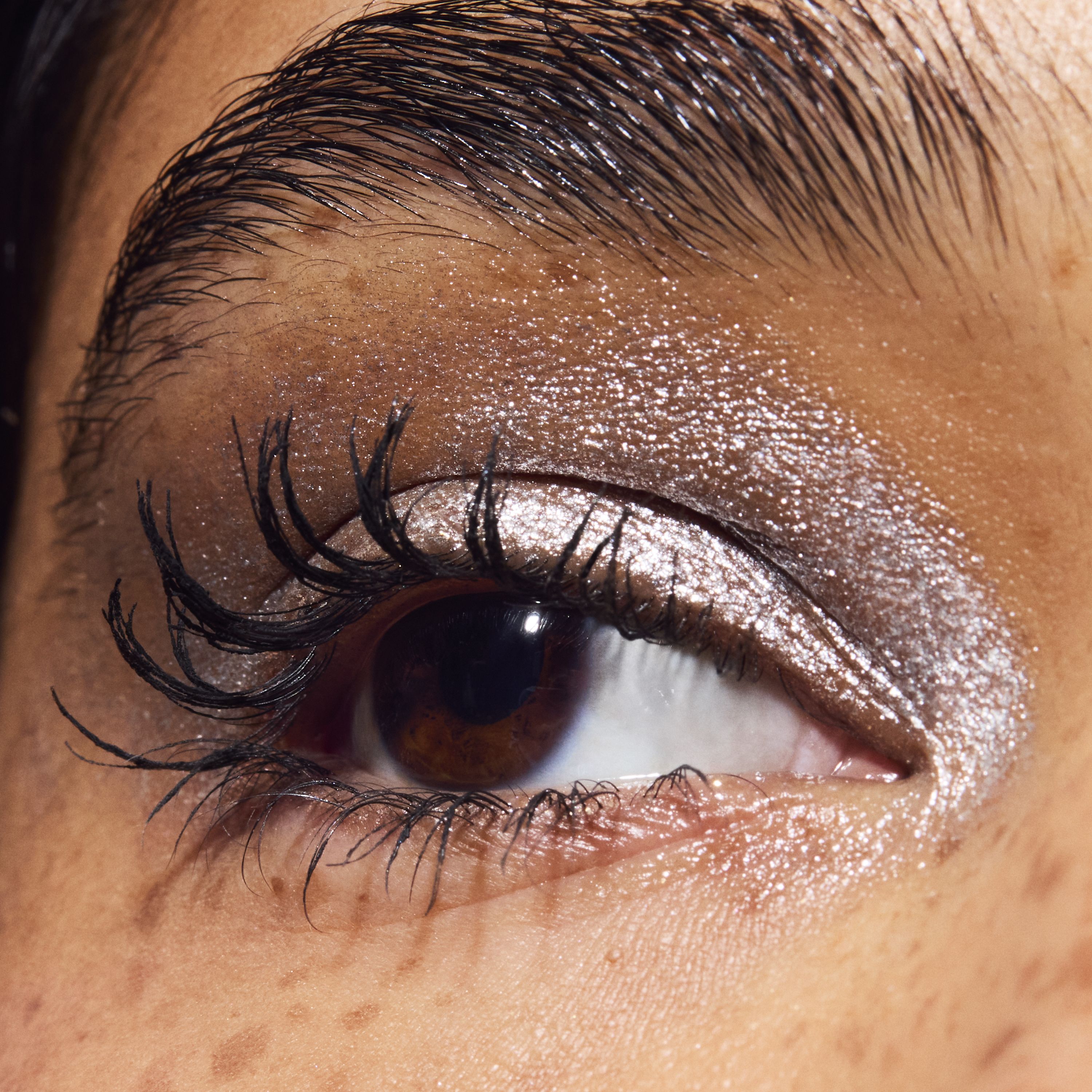 Dazzleshadow sjenilo u stiku Luksuzna sjenila za oči
