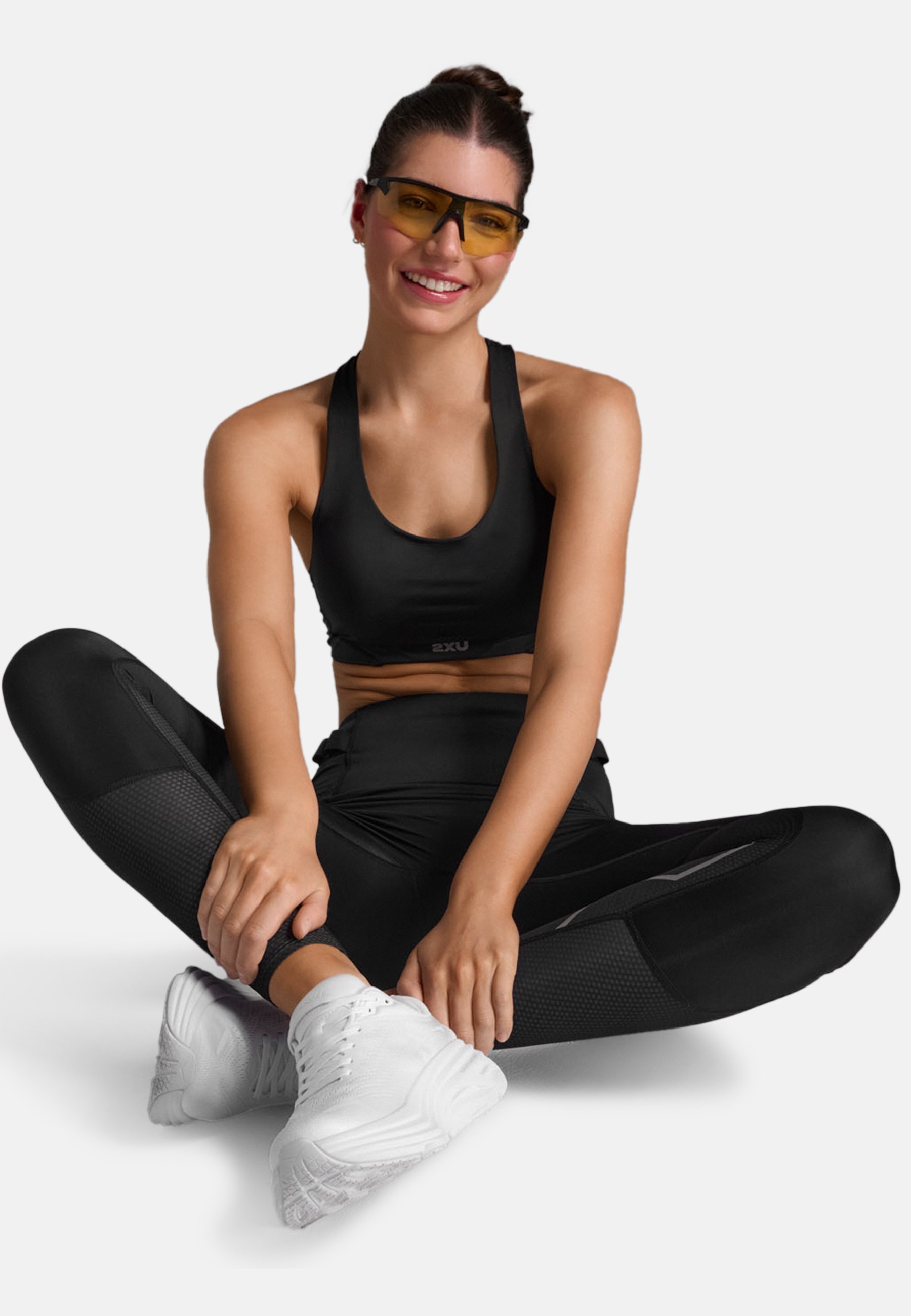 2XU AERO IMPACT - Sportbeha met gemiddelde ondersteuning - zwart met zilveren reflecterende details