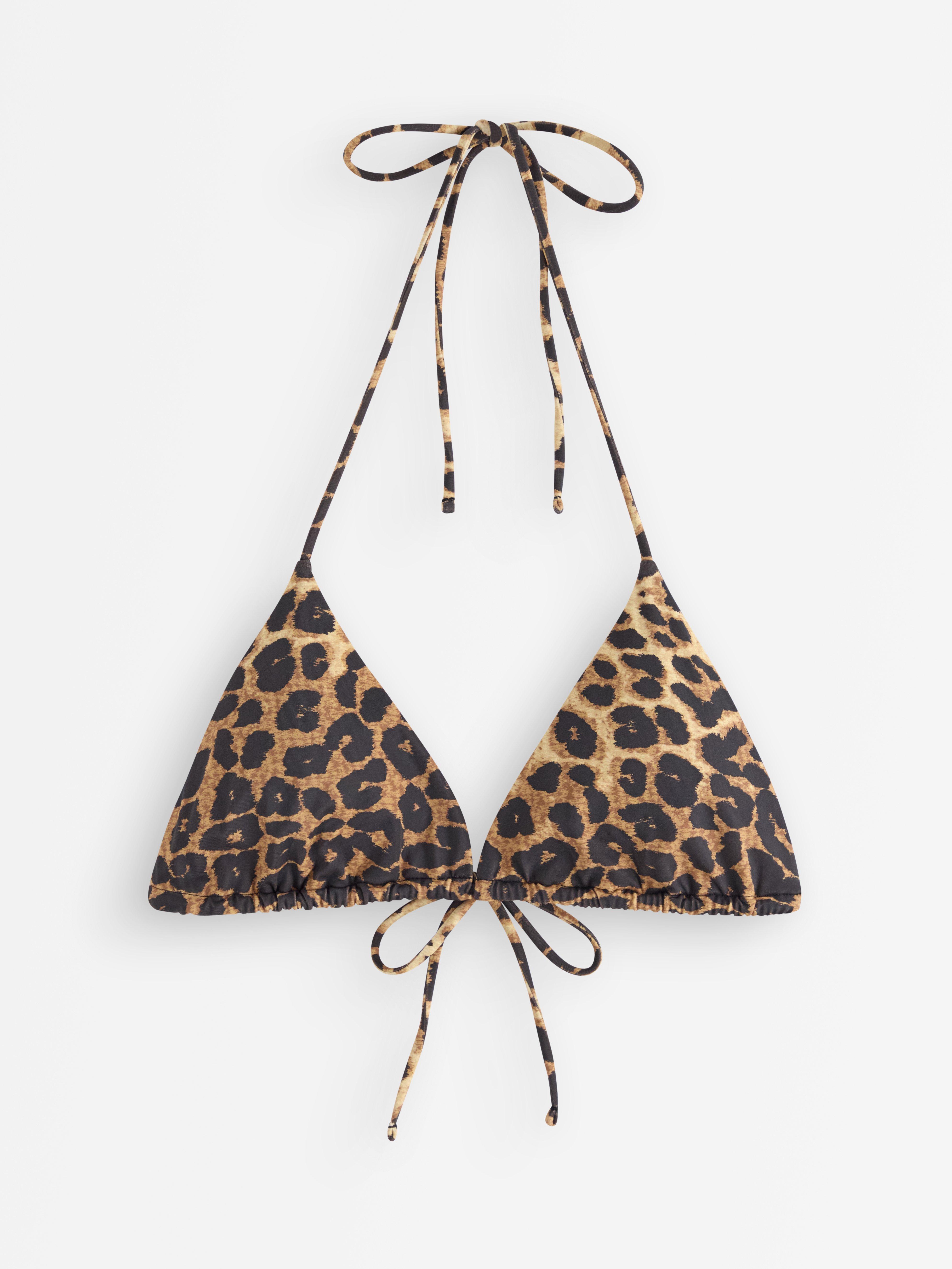 Bikini triangular verde color beige empolvado