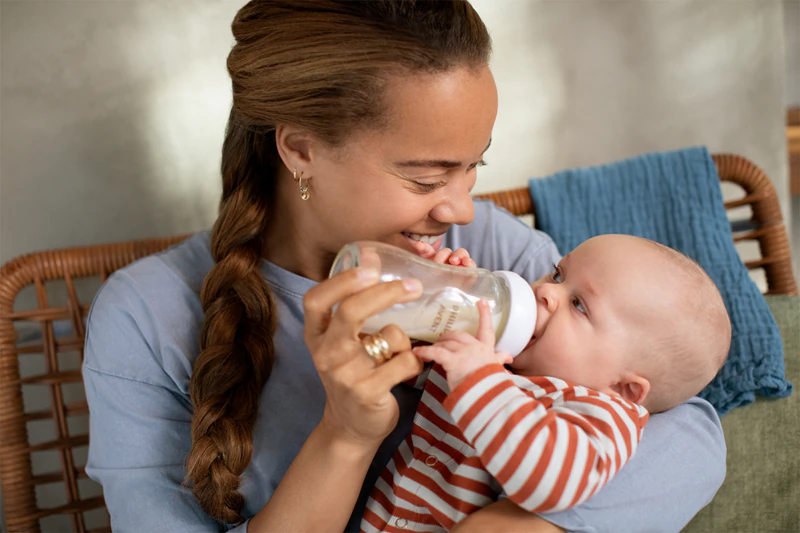 Dojčenská fľaša Philips Avent Natural Response SCY933/02