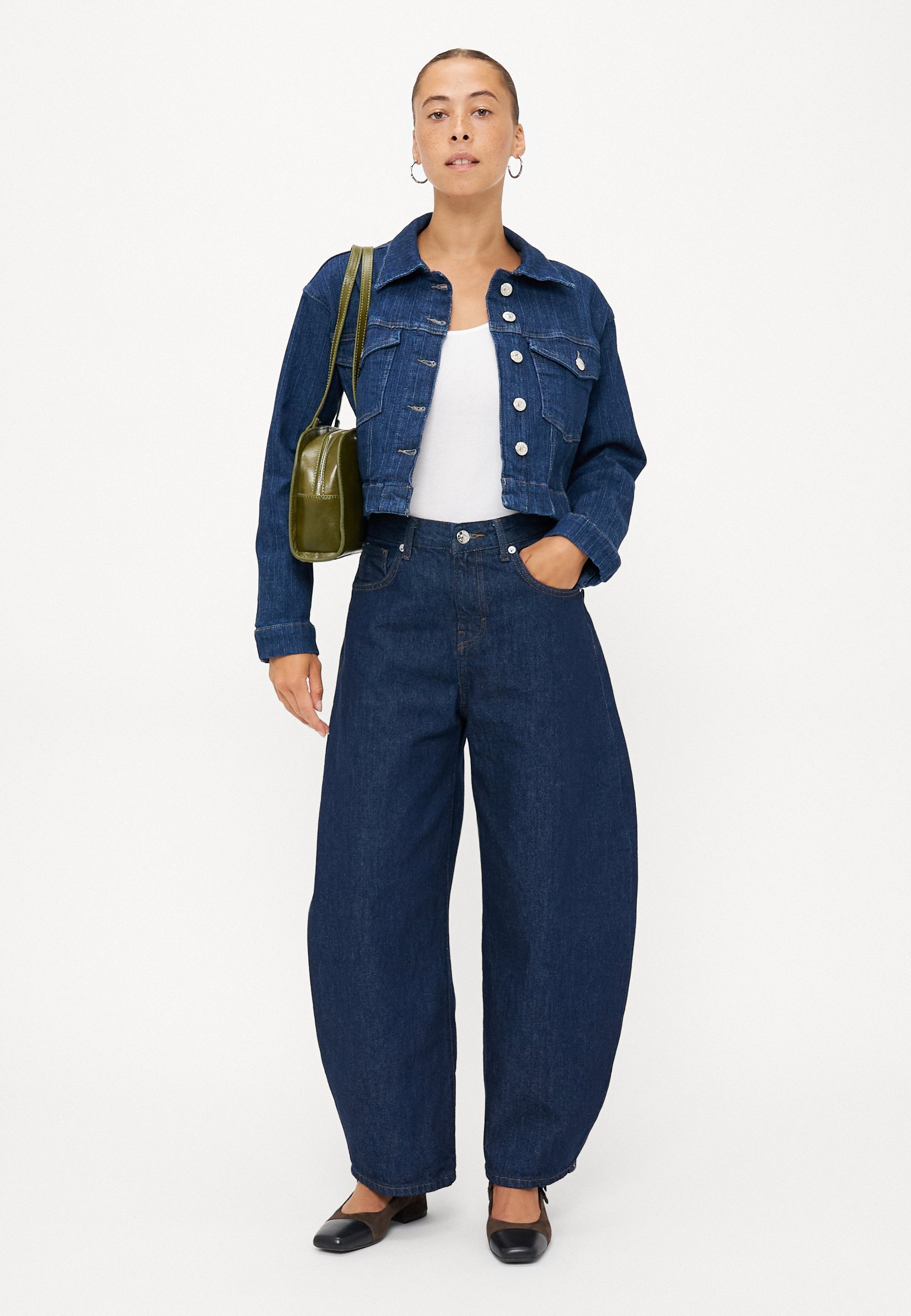 ONLY Petite ONLTAYLOR RINSE BARREL - Relaxed fit jeans - donkerblauwe denim