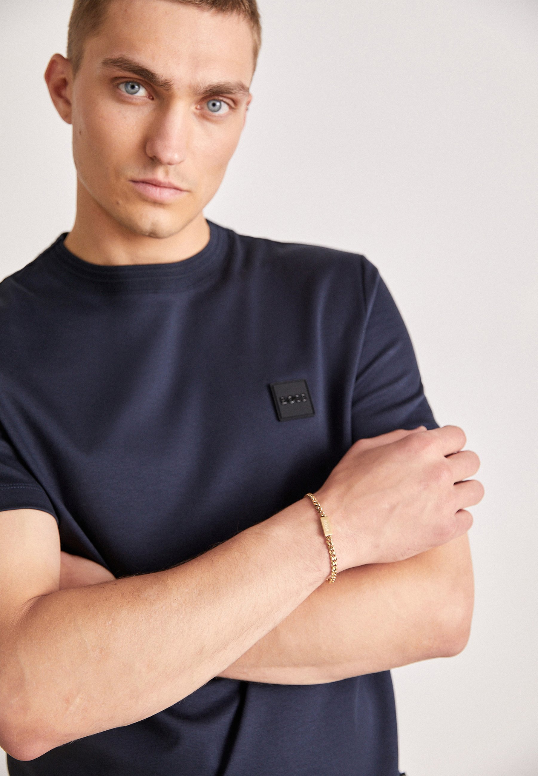 BOSS armband - goudkleurig