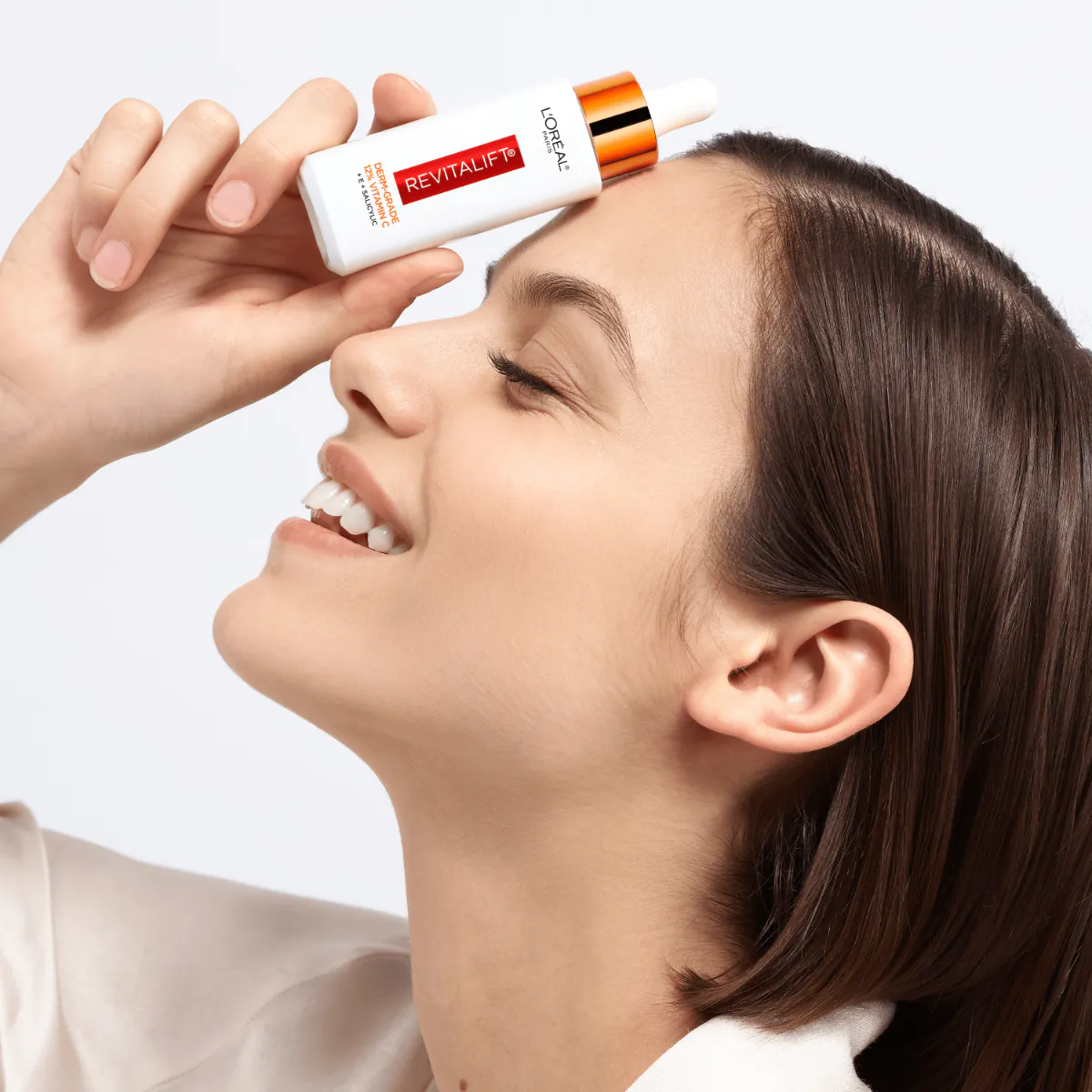 L’Oréal Paris De Revitalift Clinical Serum do twarzy 12% Witaminy C, Witamina E, Kwas Salicylowy